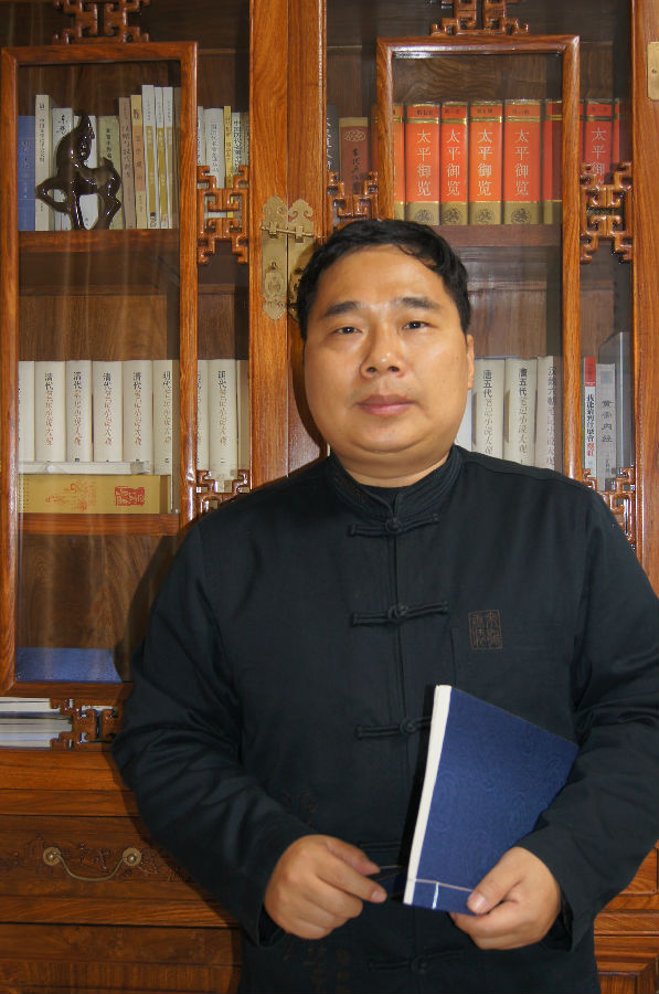 曹胜高老师1.jpg
